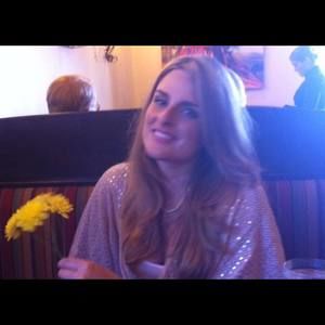 Meet your Posher, Danielle